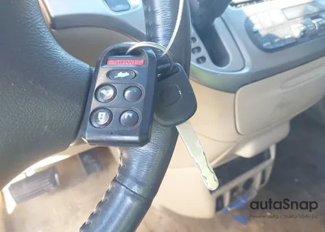 2010 Honda Odyssey Ex-L z USA, uszkodzony, nr VIN 5FNRL3H74AB036987